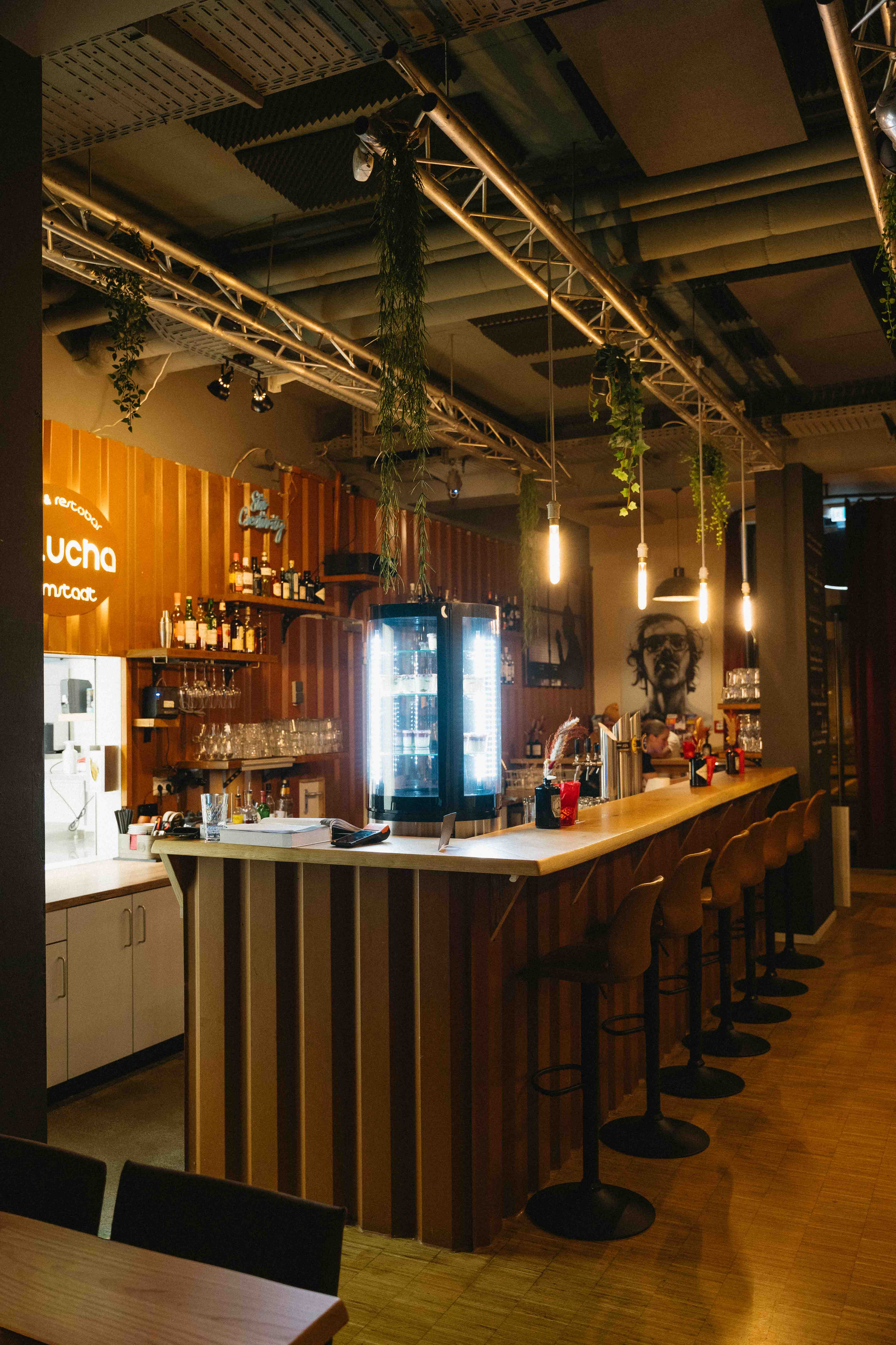 Bar mit Industrial Design
